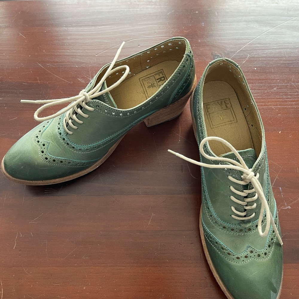 Frye Green Lace-Up Oxford Heeled Shoes
